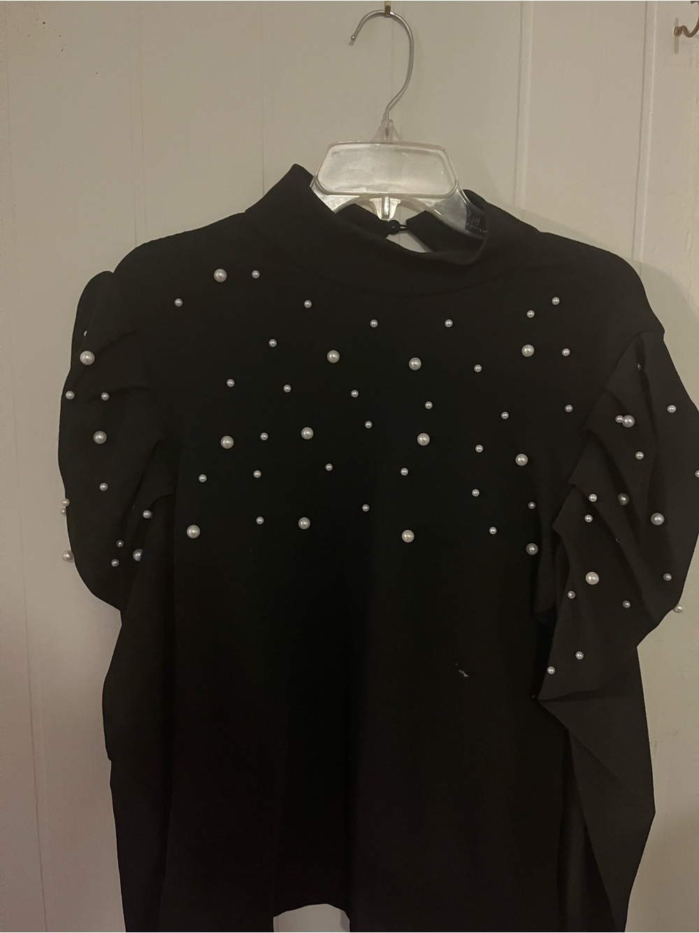 Source Unknown Black Pearl-Embellished Puff Sleeve Sweatshirt